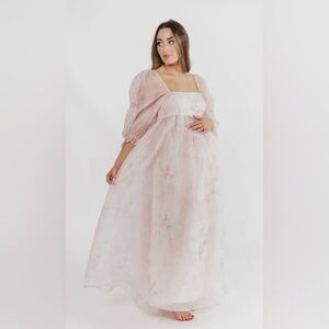 Worth Collective Mona Maxi Dress. Bump friendly. Pale pink floral. Size medium